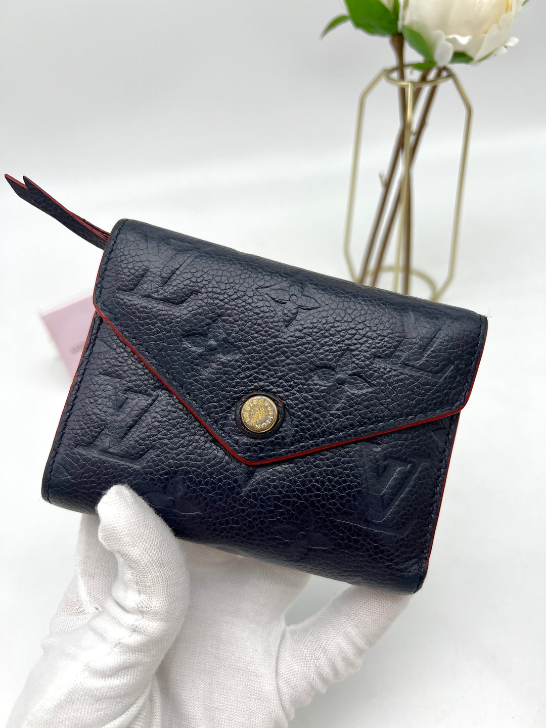 LOUIS VUITTON VICTORINE WALLET EMPREINTE