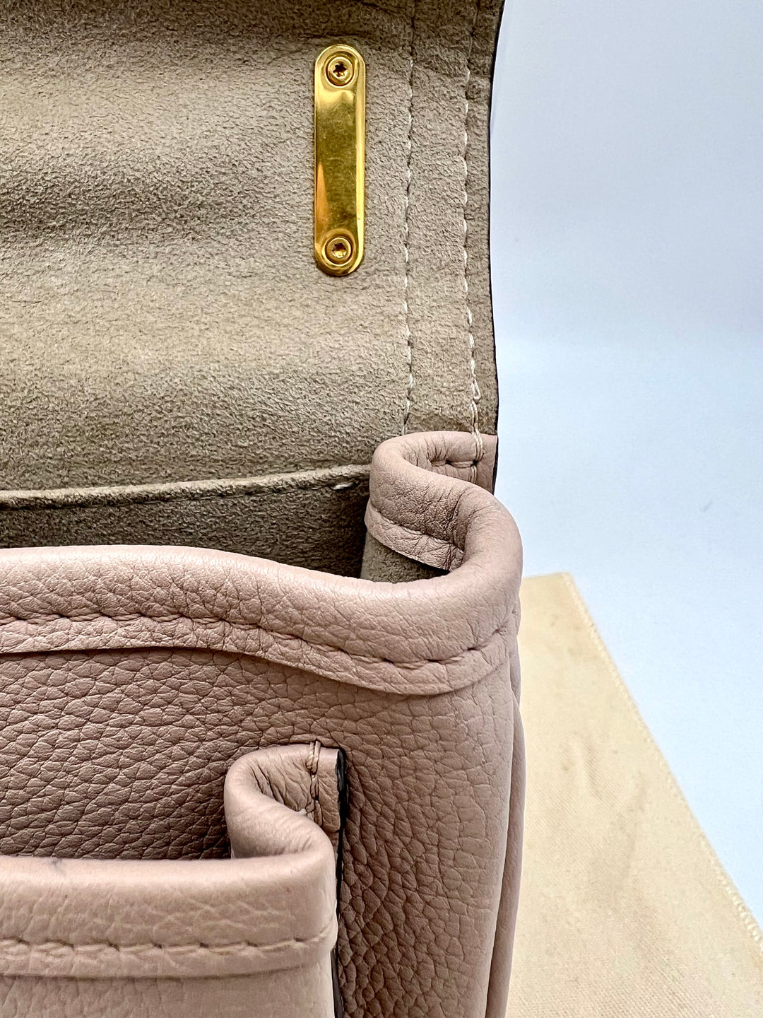 LOUIS VUITTON LOCKME CHAIN PM