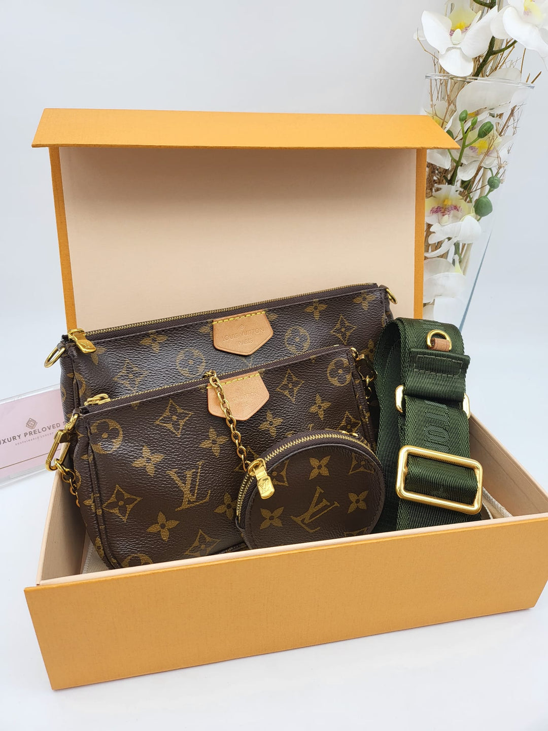 LOUIS VUITTON MULTI POCHETTE
