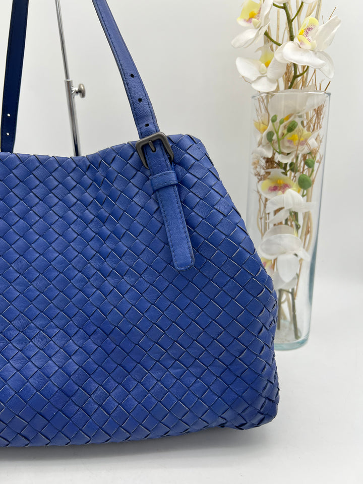 BOTTEGA VENETA INTRECCIATO SHOULDER BAG
