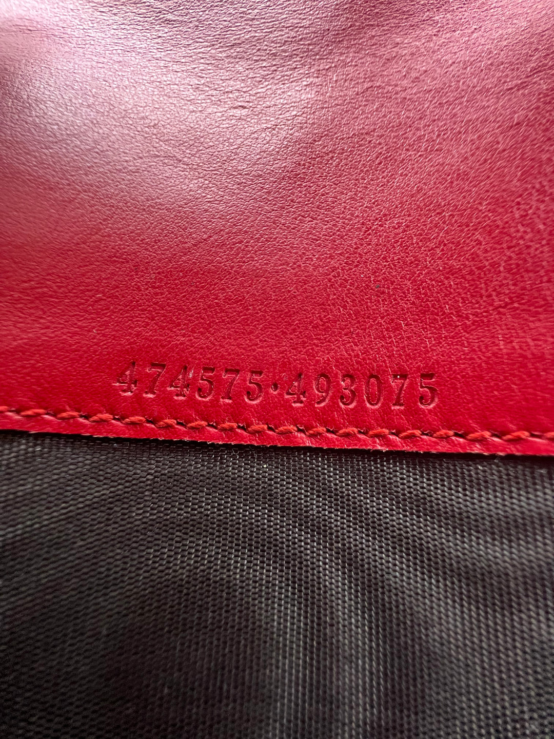 GUCCI GG MARMONT SHOULDER BAG