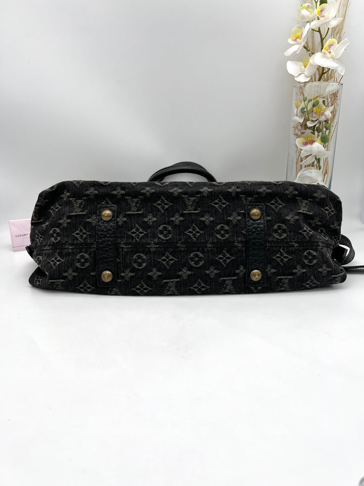 LOUIS VUITTON DENIM NEO CABBY MM