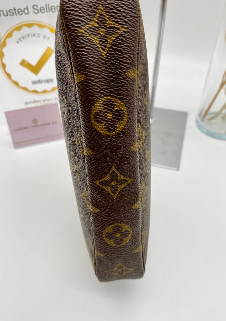 LOUIS VUITTON POCHETTE ACCESSOIRES MONOGRAM