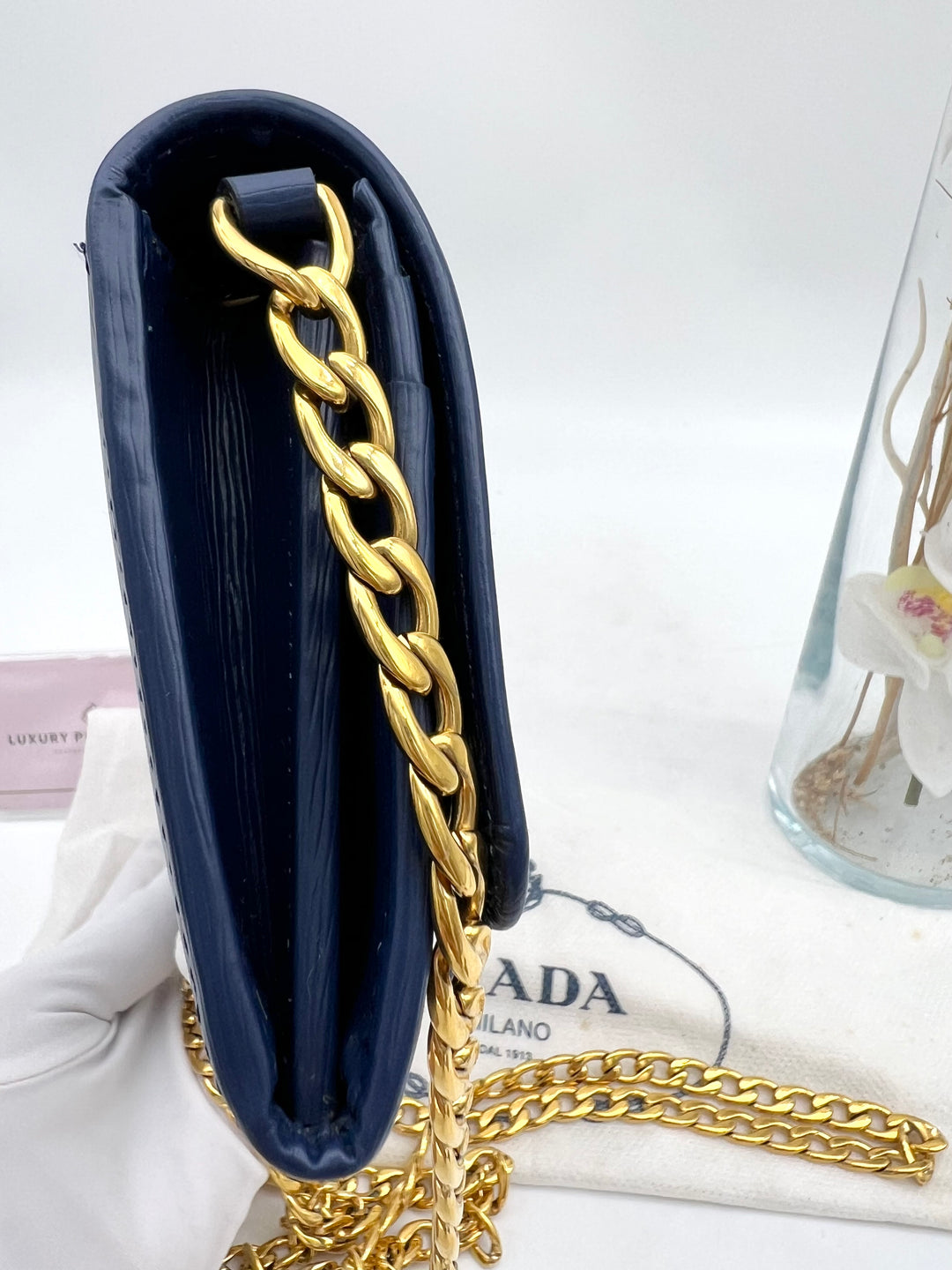 PRADA SAFFIANO WALLET ON CHAN