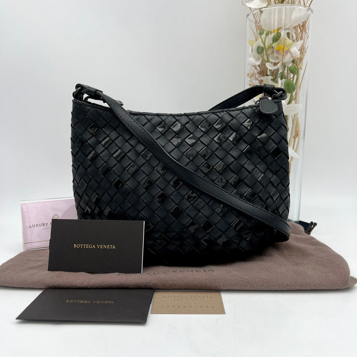 BOTTEGA BLACK SLING BAG