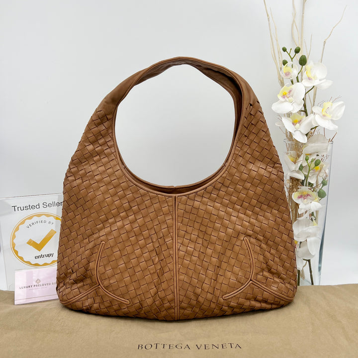 BOTTEGA VENETA INTRECCIATO SHOULDER BAG