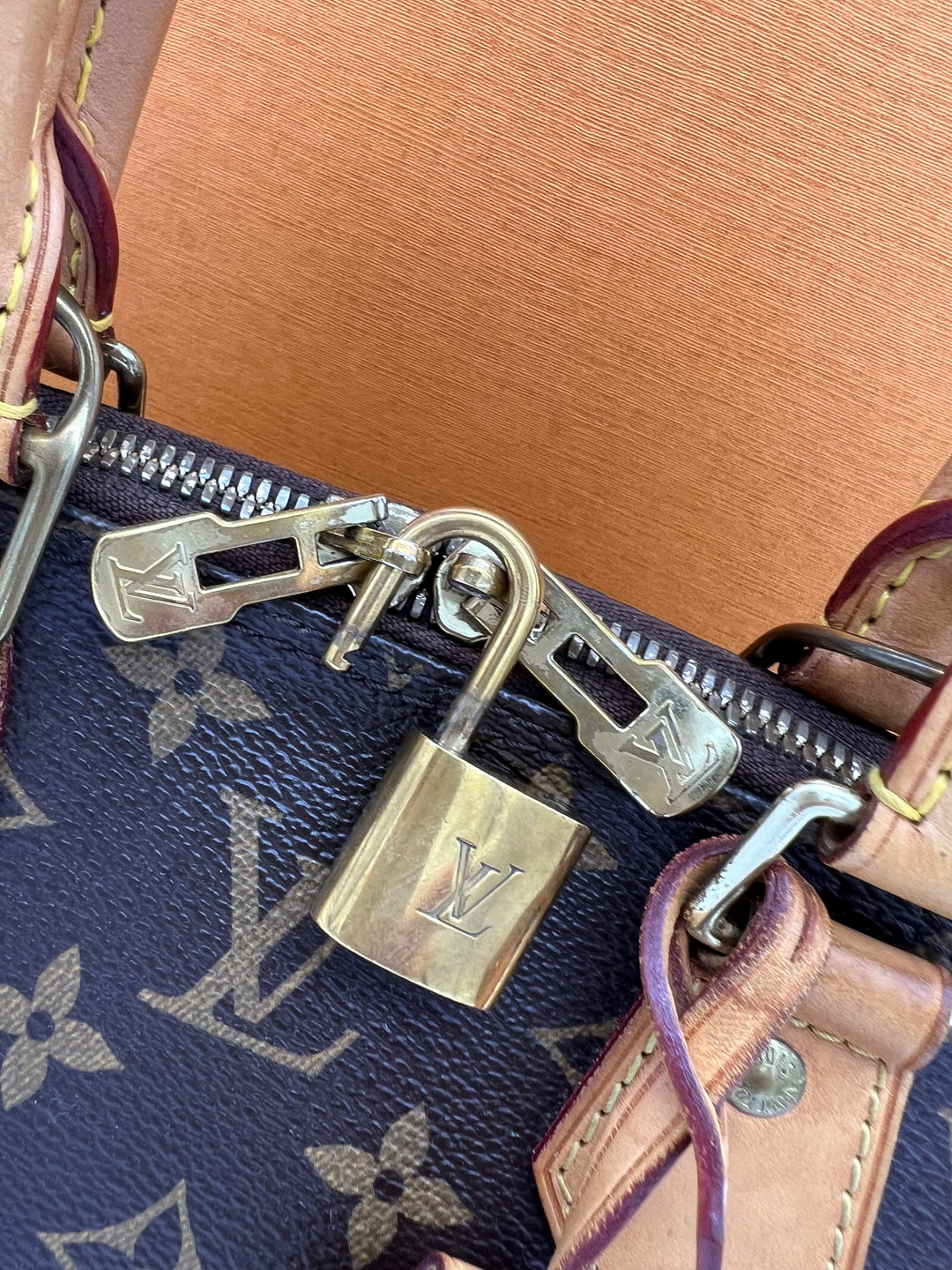 LOUIS VUITTON ALMA BB MONOGRAM