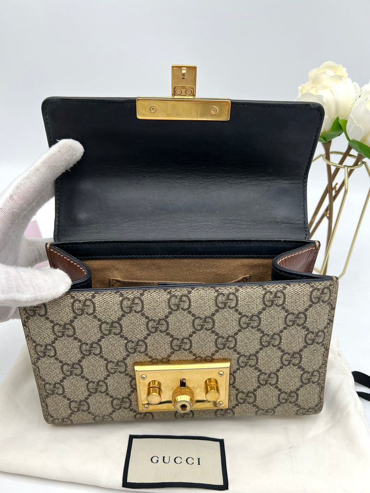 GUCCI PADLOCK GG SUPREME SMALL BAG