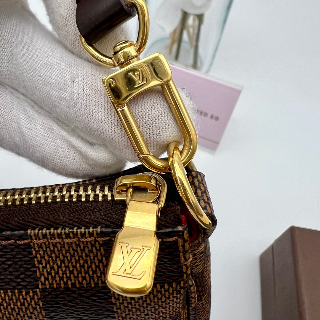 LOUIS VUITTON DAMIER EBENE POCHETTE ACCESSOIRES (new model)