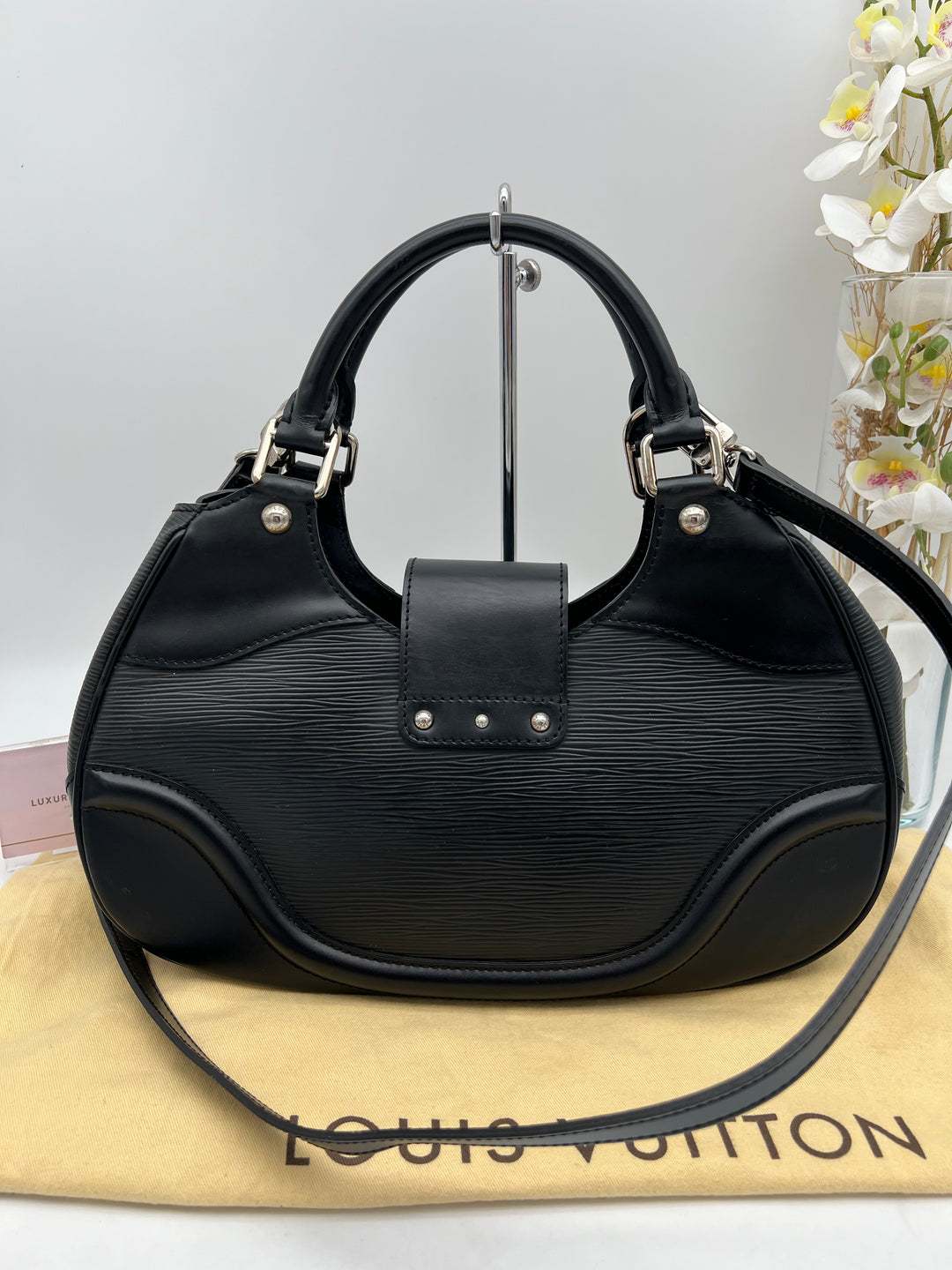 LOUIS VUITTON EPI LEATHER SAC MONTAIGNE
