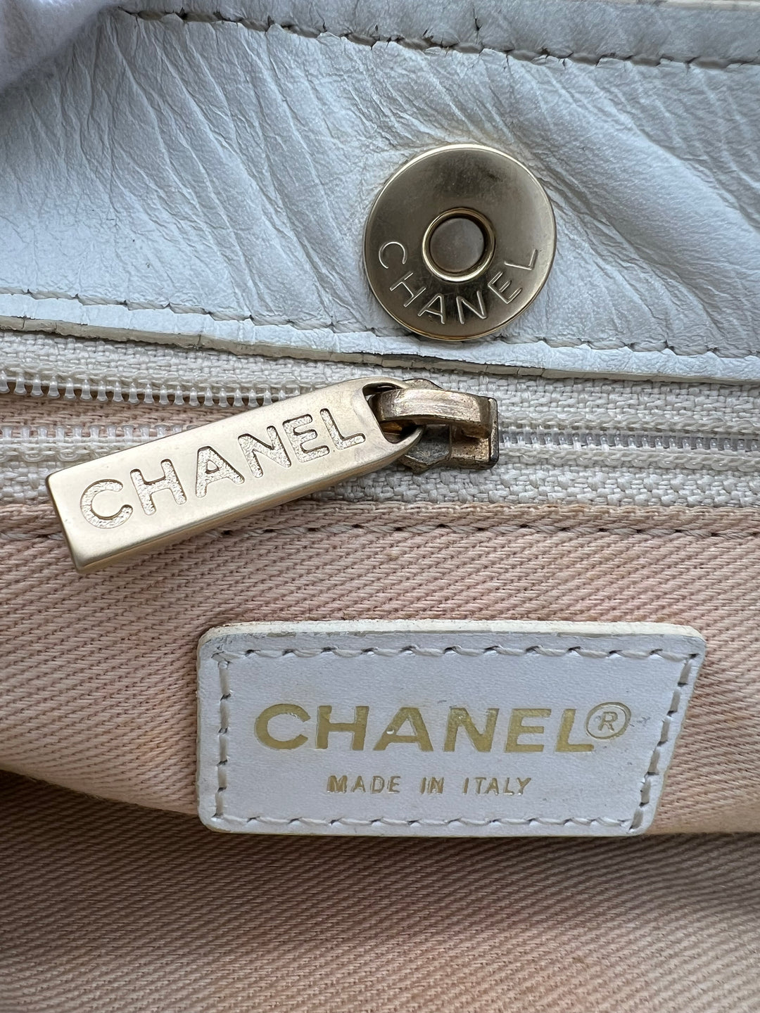 CHANEL CANVAS SHOULDER BAG