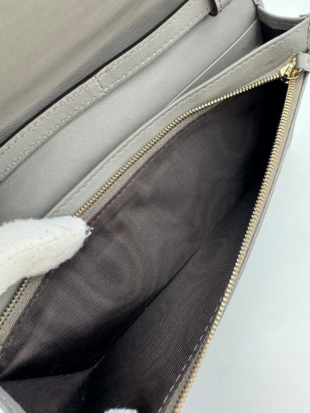 GUCCI GUCCISSIMA WALLET ON STRAP BAG