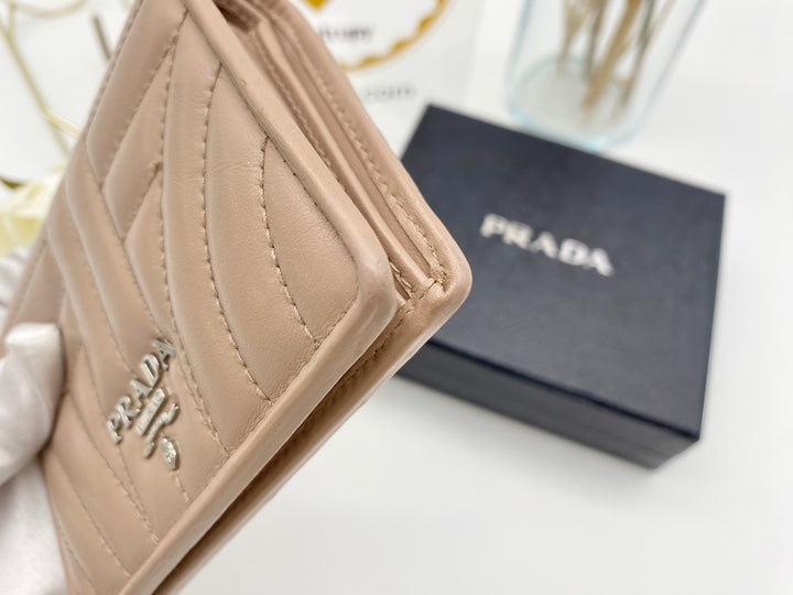 PRADA DIAGRAMME WALLET