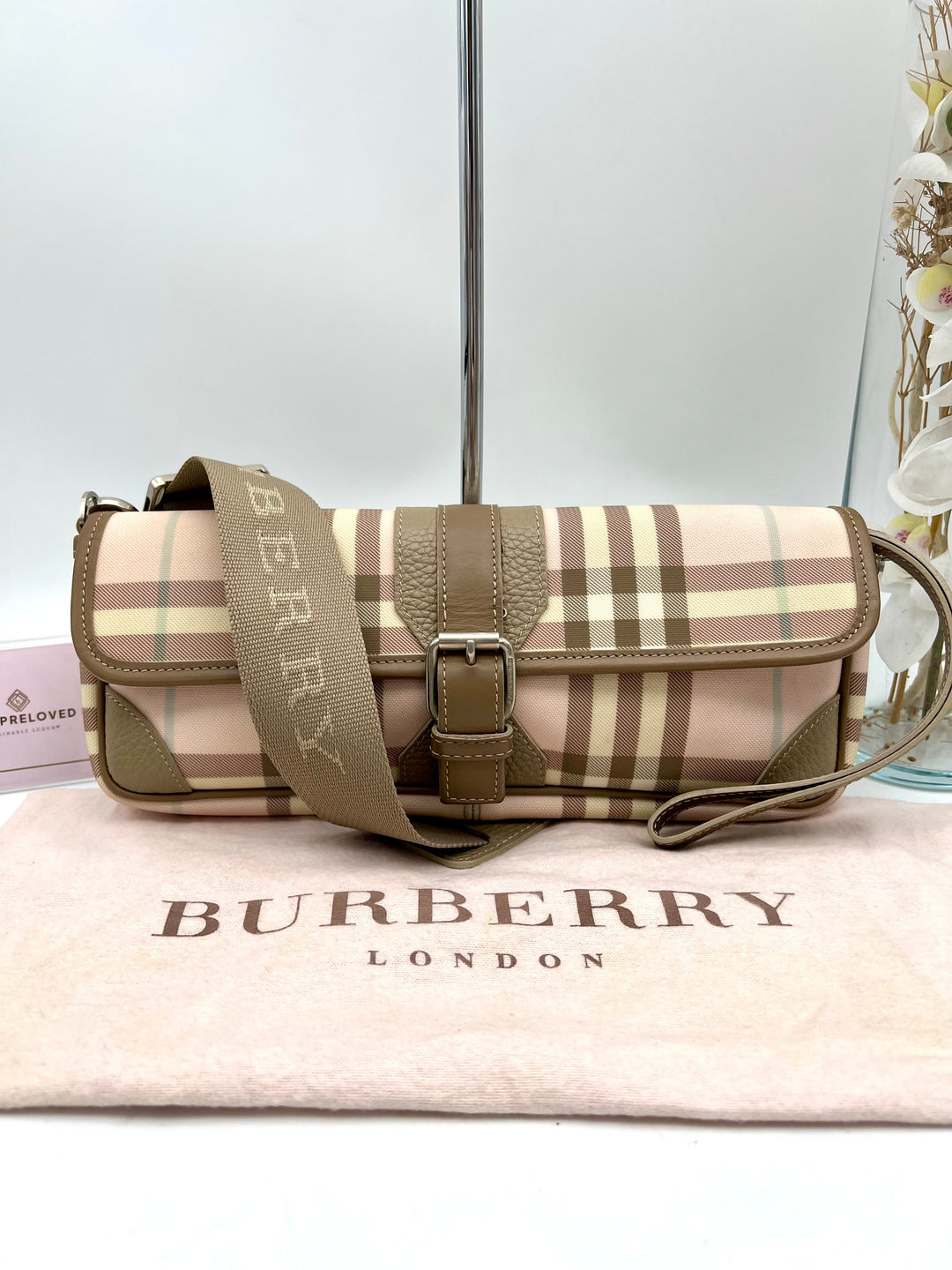 BURBERRY LONDON PVC SHOULDER  BAG W/ WRISTLET