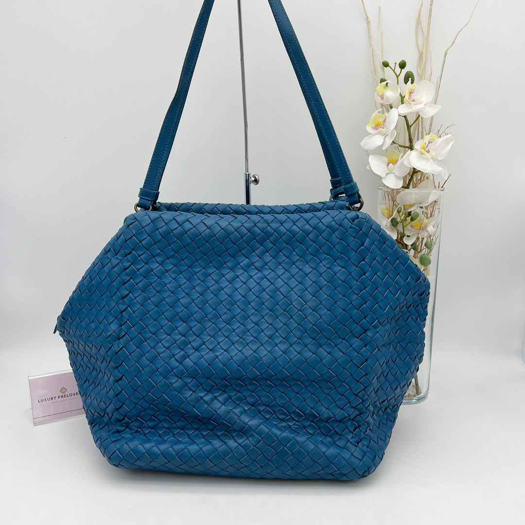 BOTTEGA VENETA INTERECCAITO SHOULDER BAG