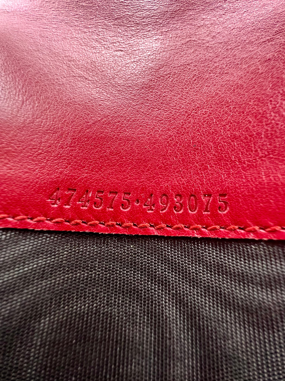 GUCCI GG MARMONT SHOULDER BAG