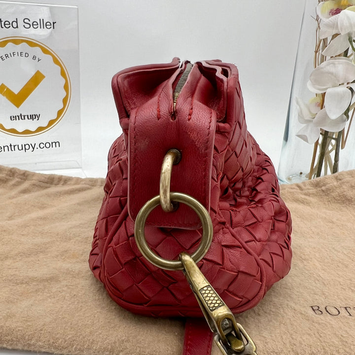 BOTTEGA VENETA INTERECCAITO SHOULDER BAG