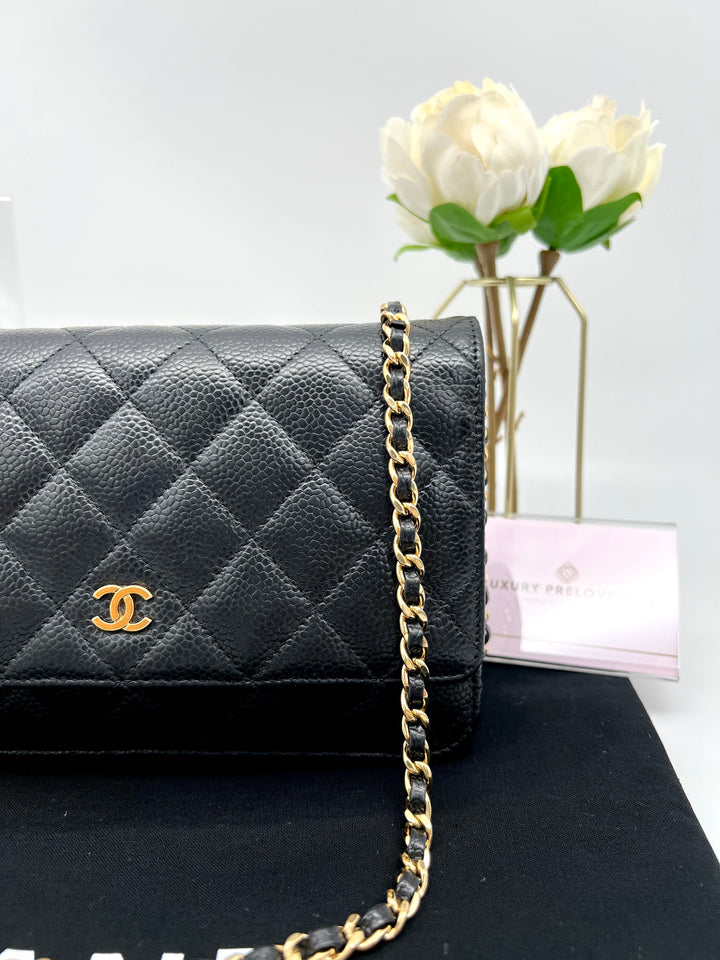 CHANEL CAVIAR WALLET ON CHAIN