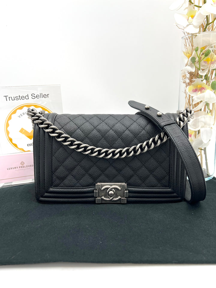 CHANEL CAVIAR OLD MEDIUM BOY