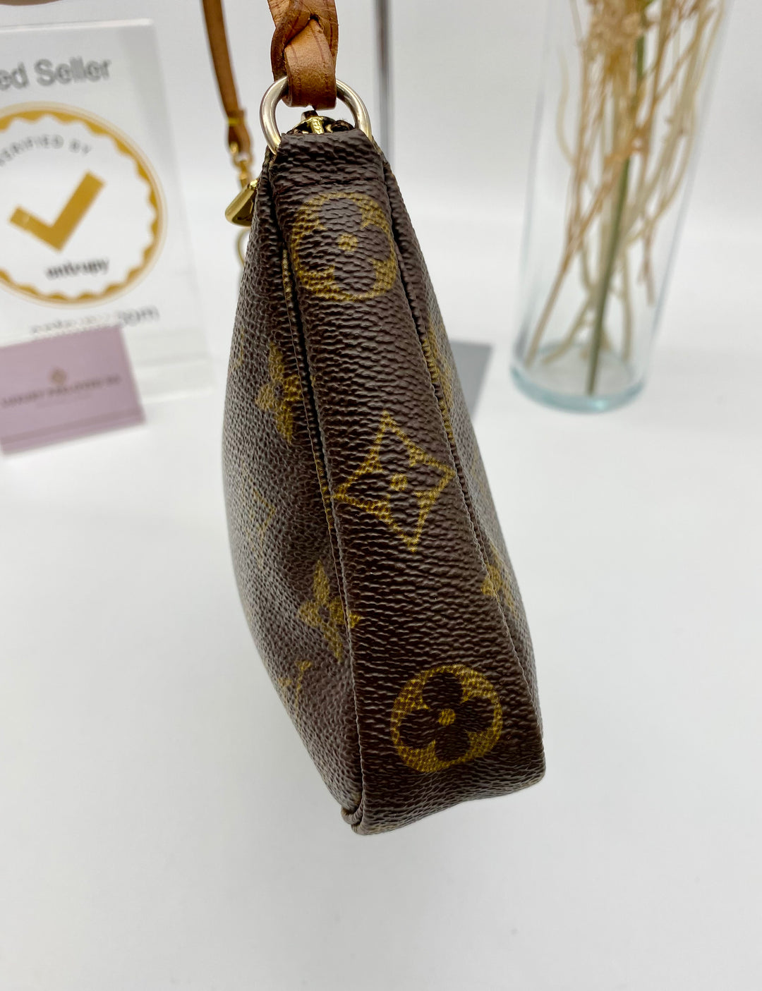 LOUIS VUITTON POCHETTE ACCESSOIRES MONOGRAM