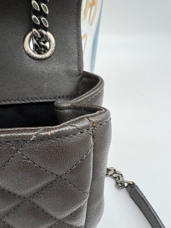 YVES SAINT LAURENT QUILTED ENVELOPE SHW BAG