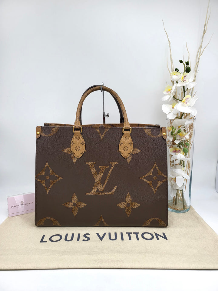 LOUIS VUITTON ON THE GO MM REVERSED