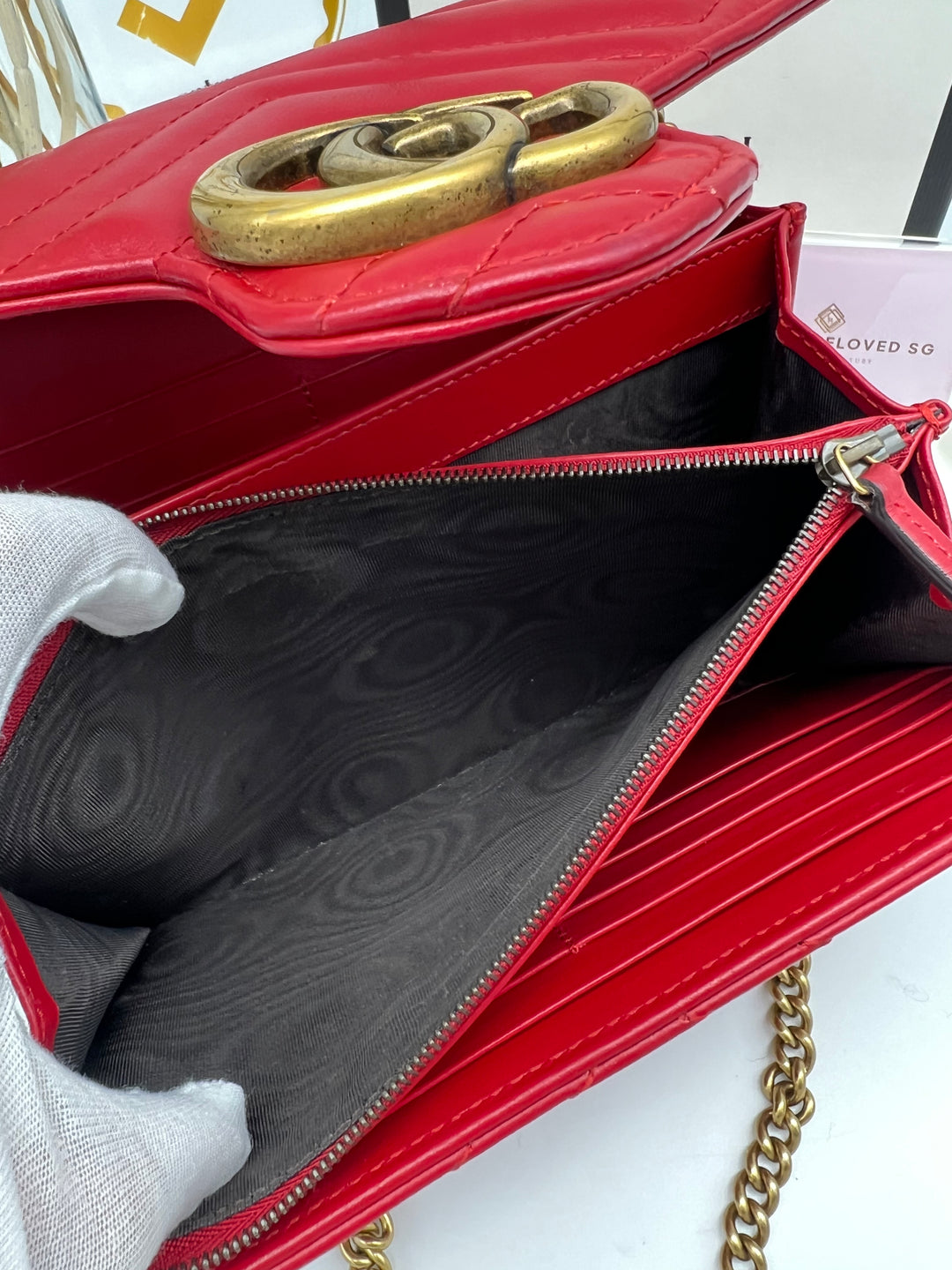 GUCCI GG MARMONT SHOULDER BAG