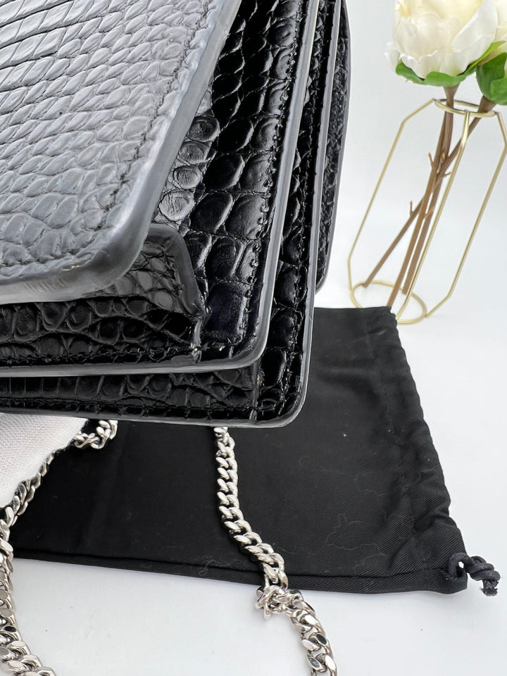 YVES SAINT LAURENT SUNSET CHAIN SHOULDER BAG