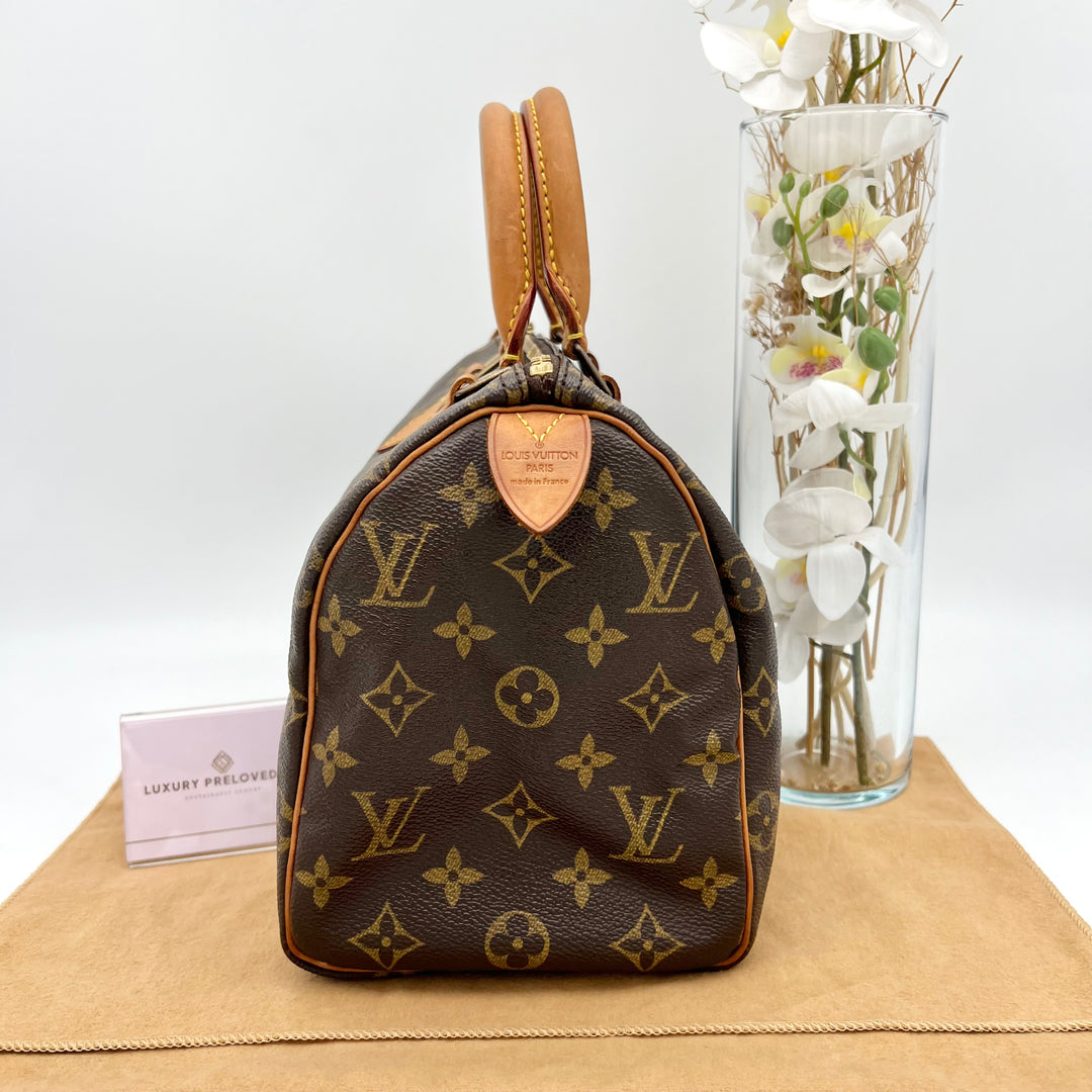 LOUIS VUITTON SPEEDY 25 MONOGRAM