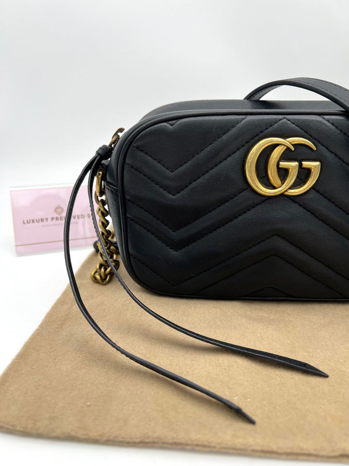 GUCCI GG MARMONT CAMERA CHAIN SHOULDER BAG