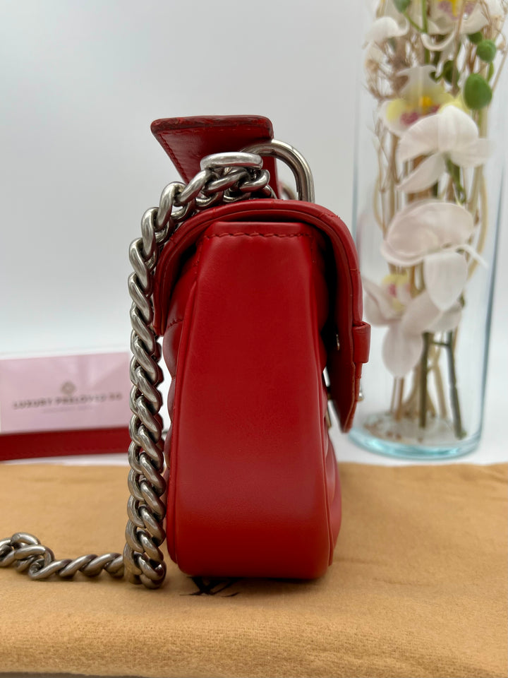 LOUIS VUITTON NEW WAVE CHAIN SHOULDER BAG