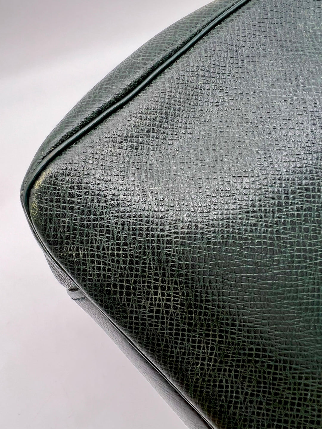 LOUIS VUITTON EPI SMALL POUCH