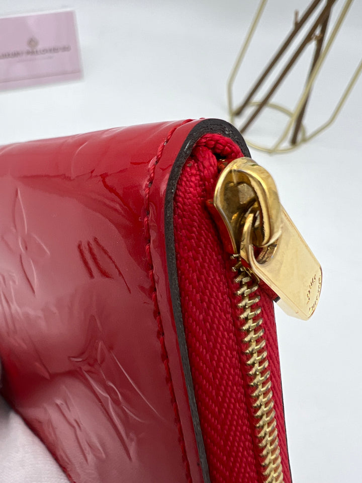 LOUIS VUITTON VERNIS ZIPPY COIN PURSE
