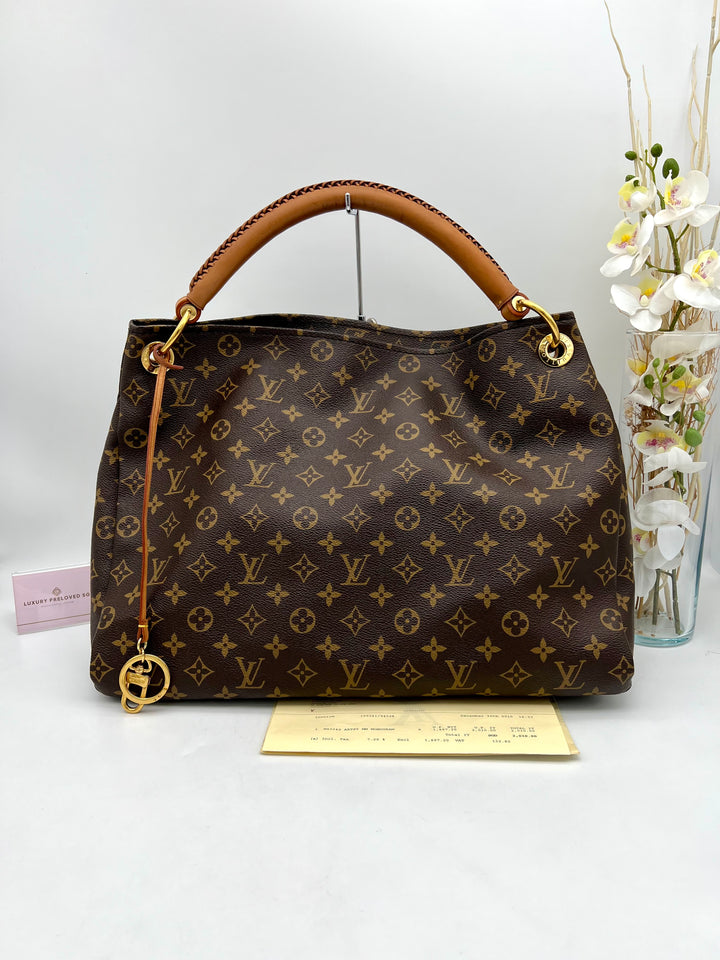 LOUIS VUITTON ARTSY MONOGRAM MM