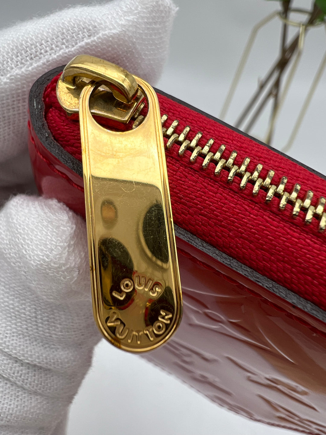 LOUIS VUITTON VERNIS ZIPPY COIN PURSE