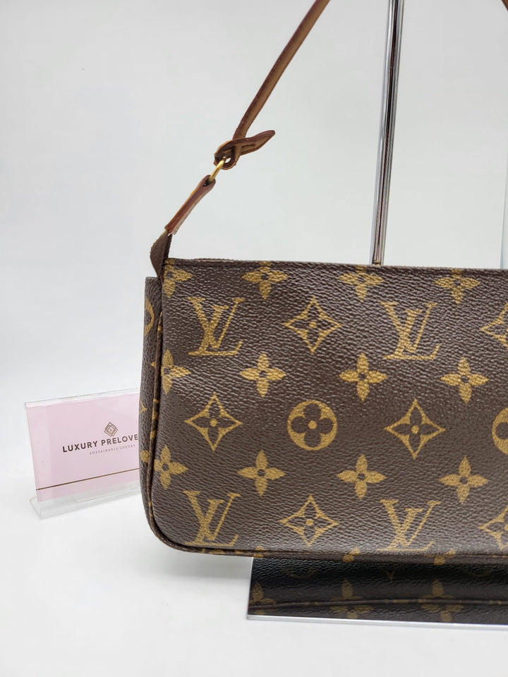 LOUIS VUITTON POCHETTE ACCESSORIES MONOGRAM