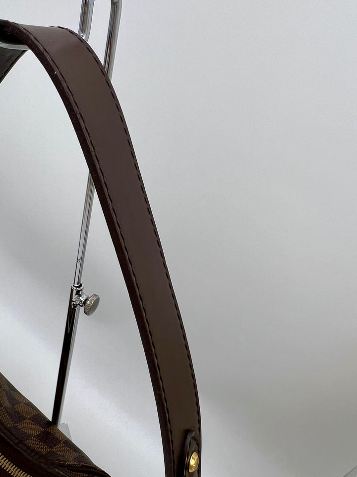 LOUIS VUITTON THAMES MM DAMIER