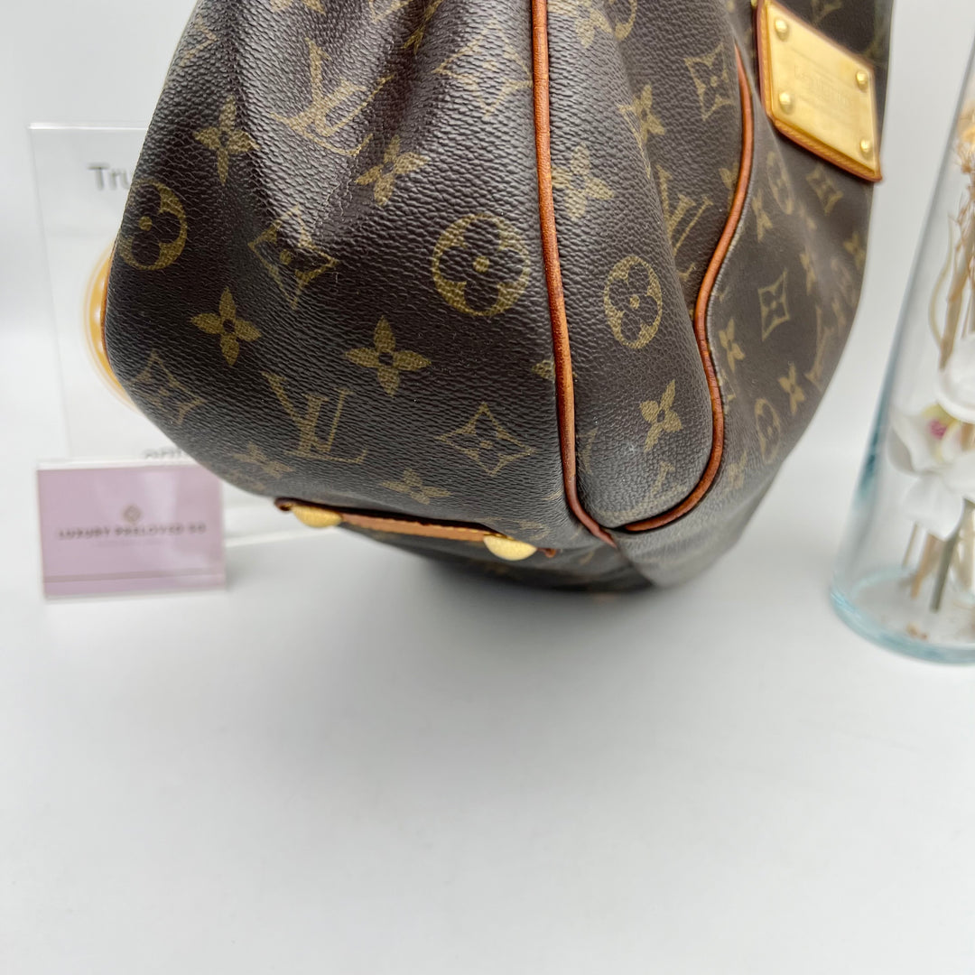 LOUIS VUITTON GALLIERA MM