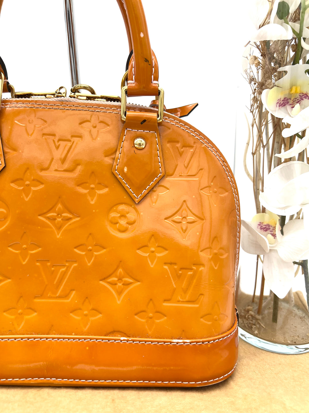 LOUIS VUITTON ALMA BB VERNIS