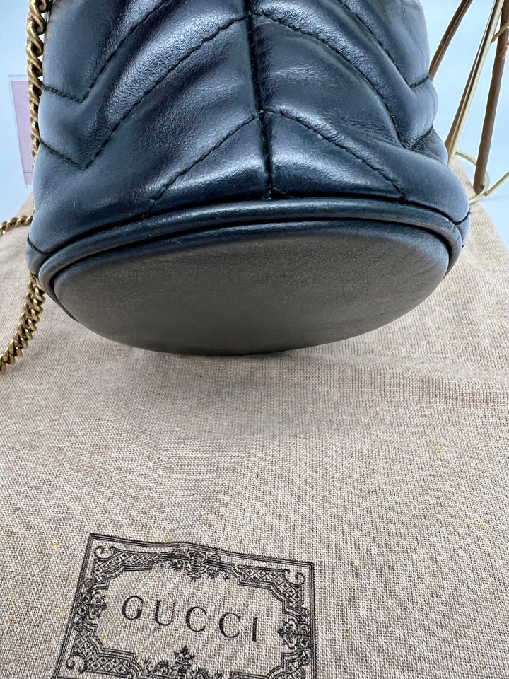 GUCCI MARMONT QUILTED GHW BUCKET BAG