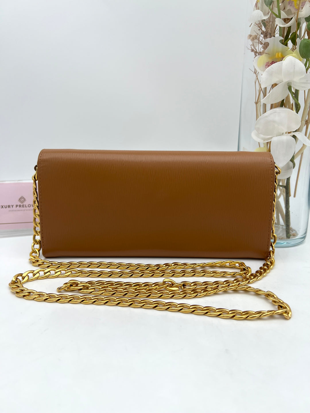PRADA SAFFIANO WALLET ON CHAN
