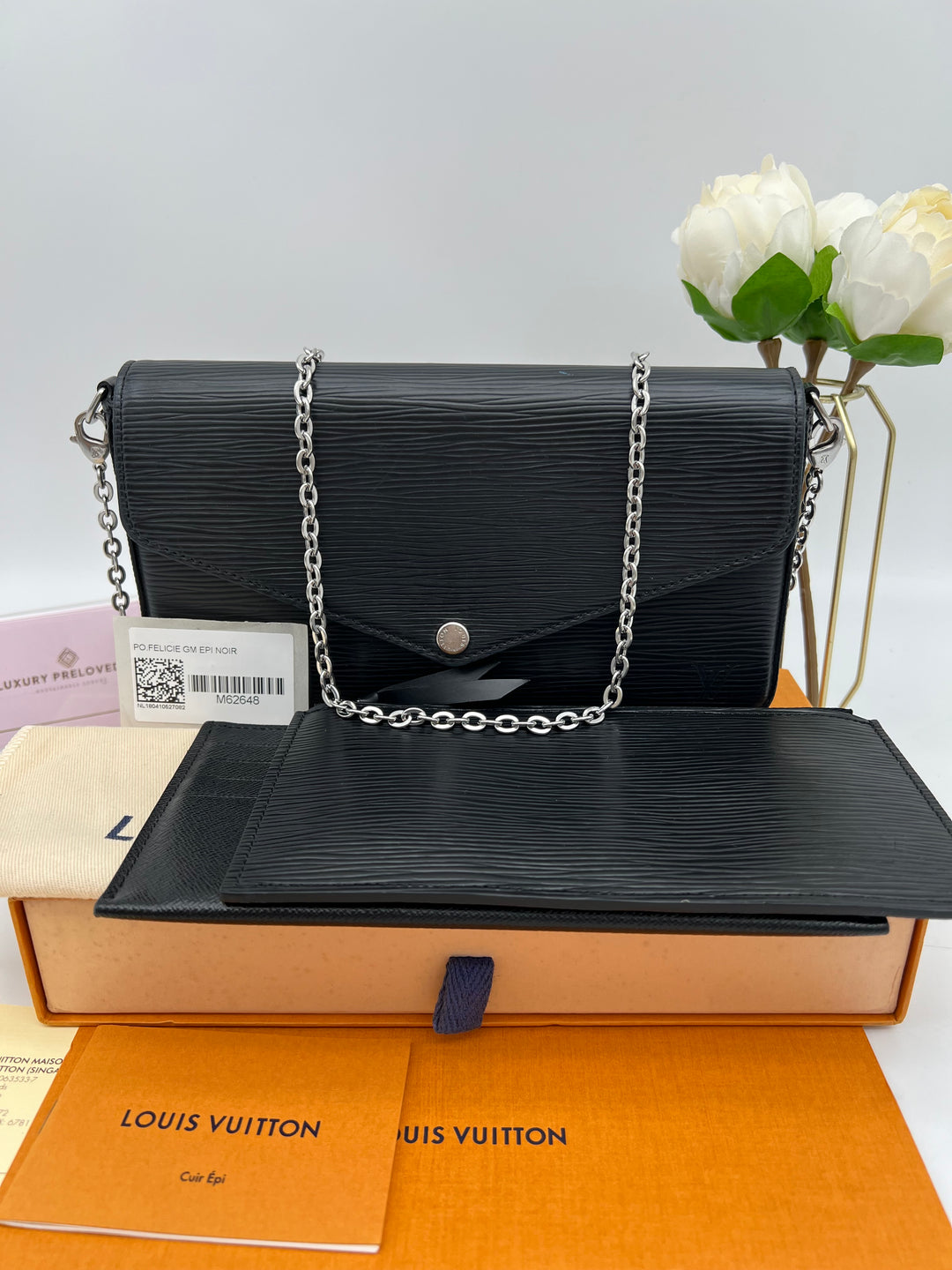 LOUIS VUITTON FELICIE EPI LEATHER