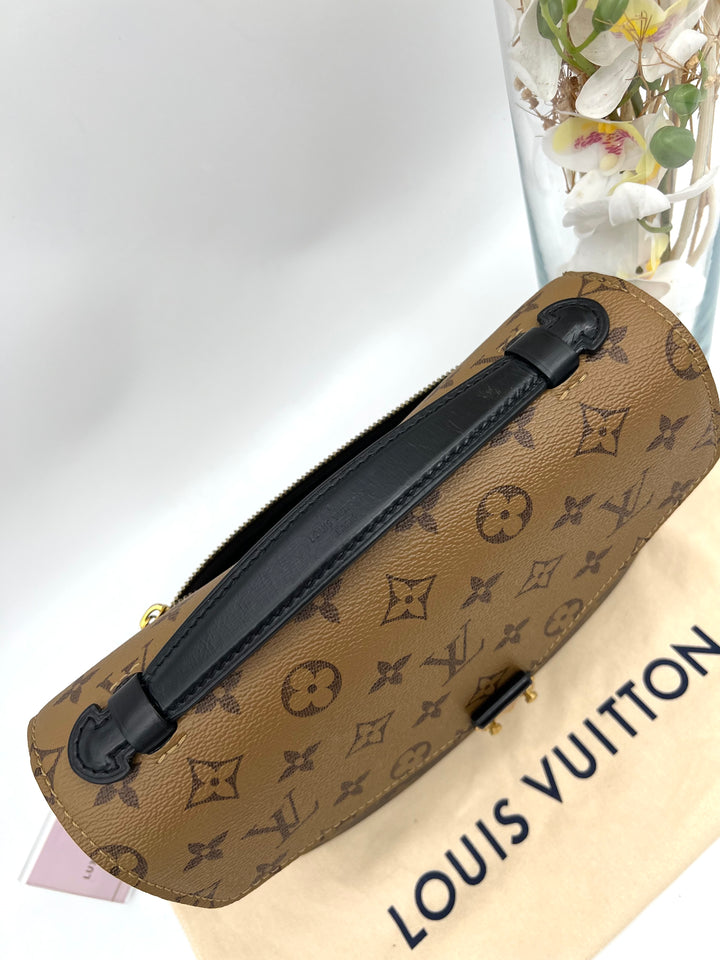 LOUIS VUITTON POCHETTE METIS MONOGRAM REVERSED
