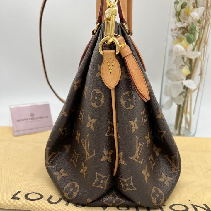 LOUIS VUITTON RIVOLI MONOGRAM PM