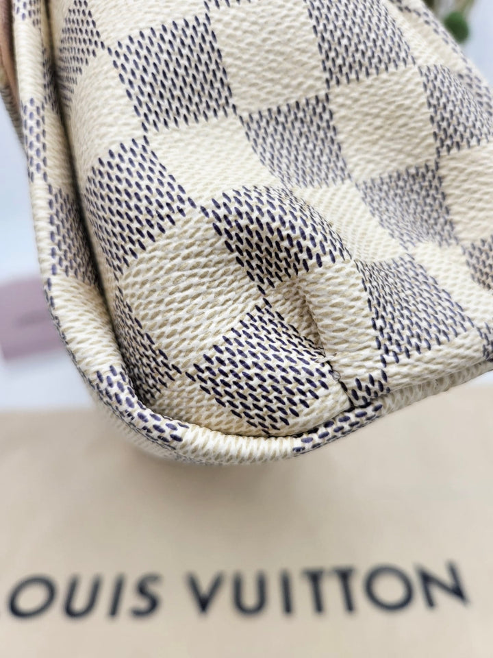 LOUIS VUITTON CROISETTE DAMIER