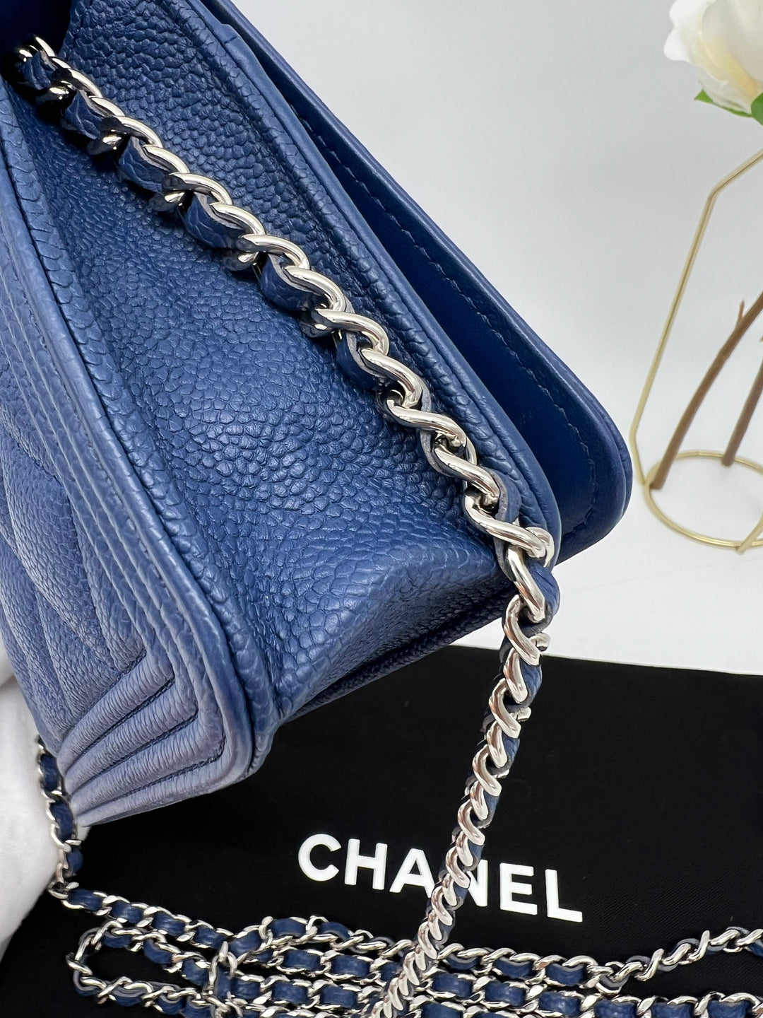 CHANEL CHEVRON CALFSKIN BOY WALLET ON CHAIN