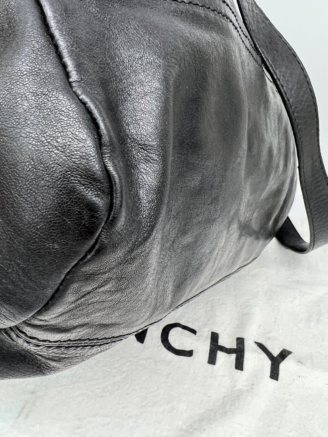 GIVENCHY PANDORA CLASSIC 2 WAY