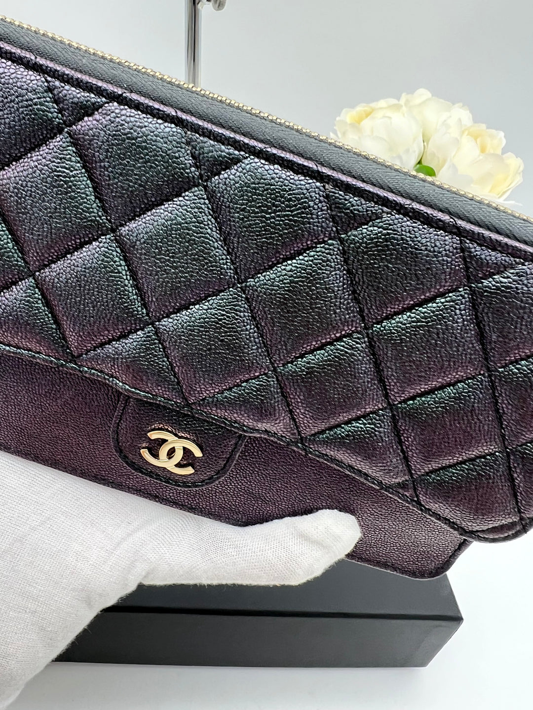 CHANEL CAVIAR CHAIN WRISTLET GHW