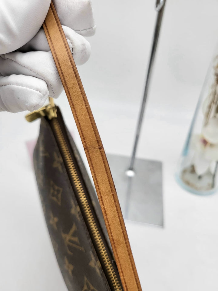 LOUIS VUITTON POCHETTE ACCESSORIES MONOGRAM