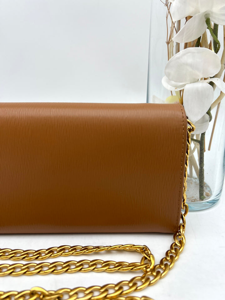 PRADA SAFFIANO WALLET ON CHAN